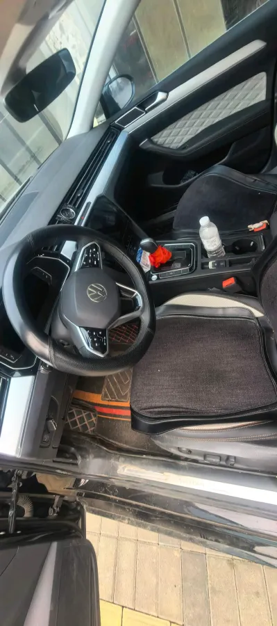 2023 Volkswagen Magotan 2.0T 186HP L4 7DCT,autocango,china used car exporter,china ev exporter,chinese used car exporter,chinese used ev exporter