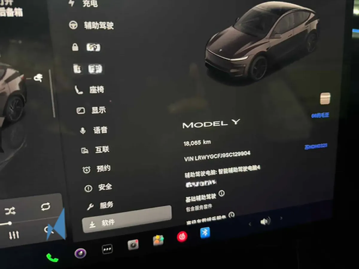 2025 Tesla Model Y BEV 62.5KWH,autocango,china used car exporter,china ev exporter,chinese used car exporter,chinese used ev exporter