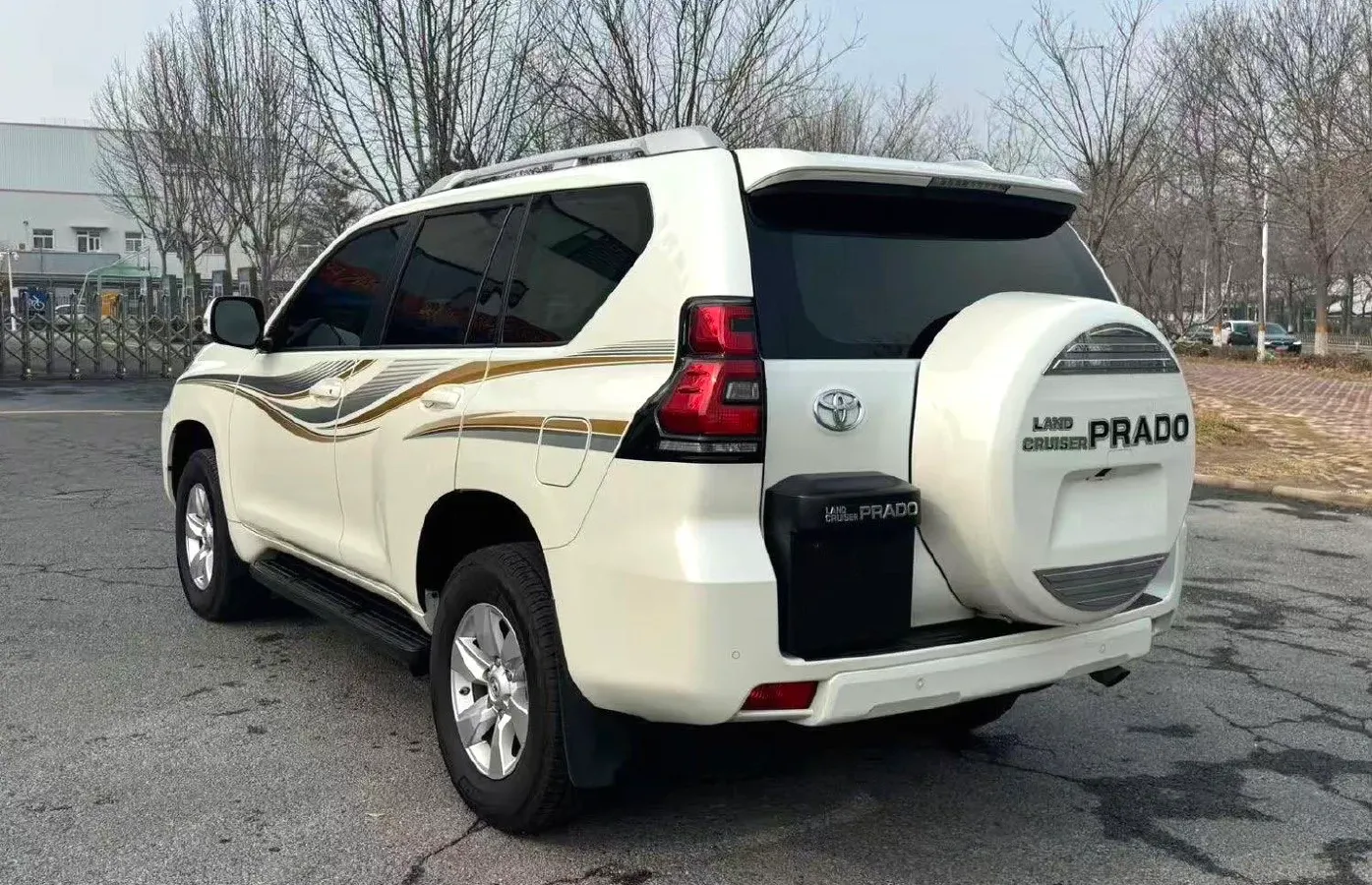 2019 Toyota Land Cruiser Prado 3.5L 280HP V6 6AT,autocango,china used car exporter,china ev exporter,chinese used car exporter,chinese used ev exporter