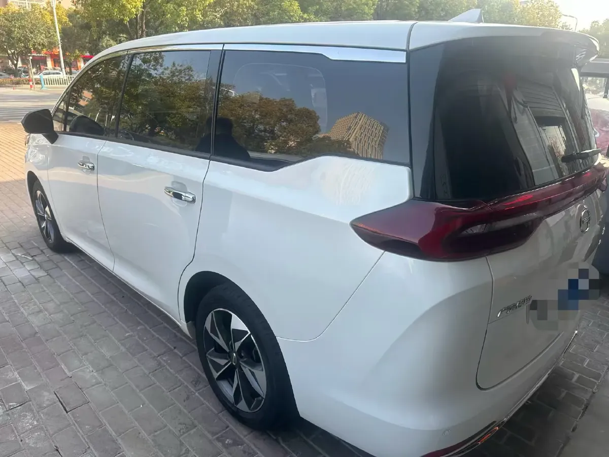 2021 GAC Trumpchi M6 1.5T 169HP L4 7DCT,autocango,china used car exporter,china ev exporter,chinese used car exporter,chinese used ev exporter