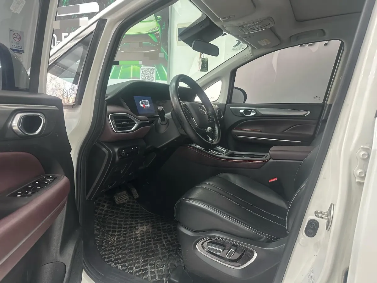 2021 GAC Trumpchi M6 1.5T 169HP L4 7DCT,autocango,china used car exporter,china ev exporter,chinese used car exporter,chinese used ev exporter