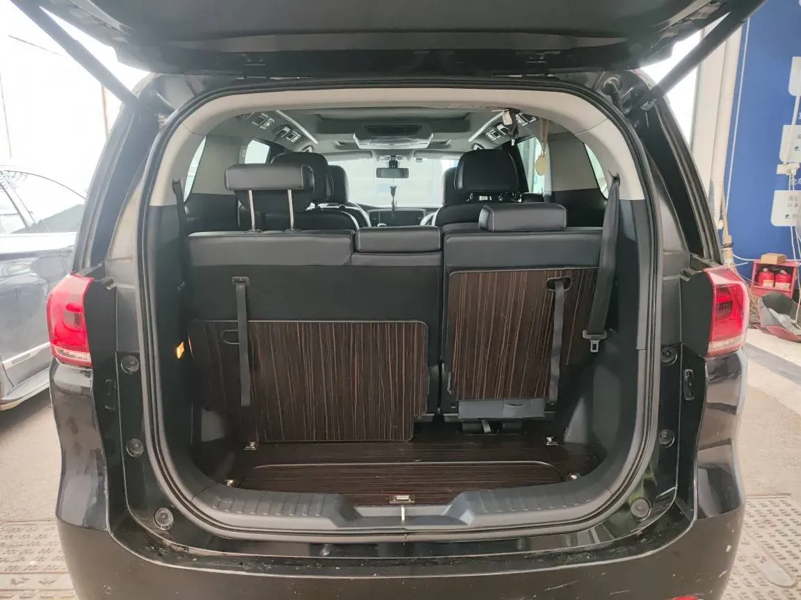 2019 GAC Trumpchi M8 2.0T 201HP L4 6AT,autocango,china used car exporter,china ev exporter,chinese used car exporter,chinese used ev exporter