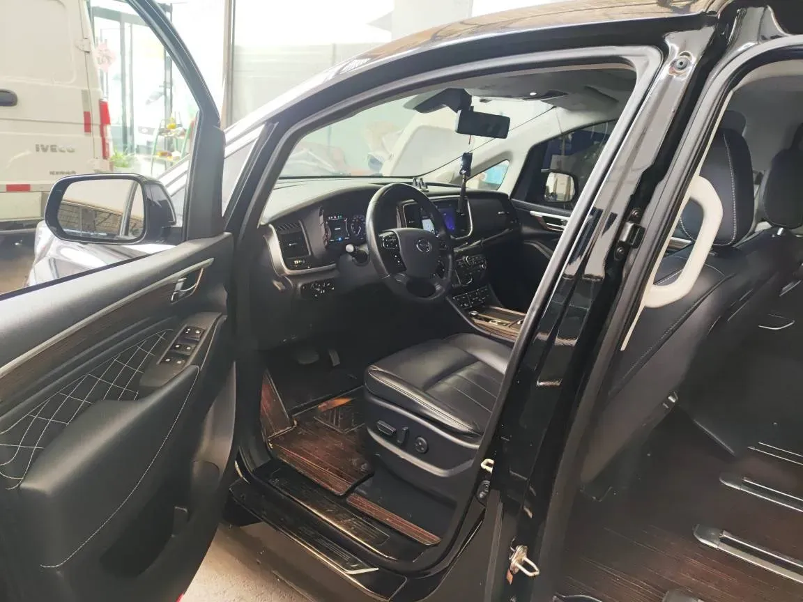 2019 GAC Trumpchi M8 2.0T 201HP L4 6AT,autocango,china used car exporter,china ev exporter,chinese used car exporter,chinese used ev exporter