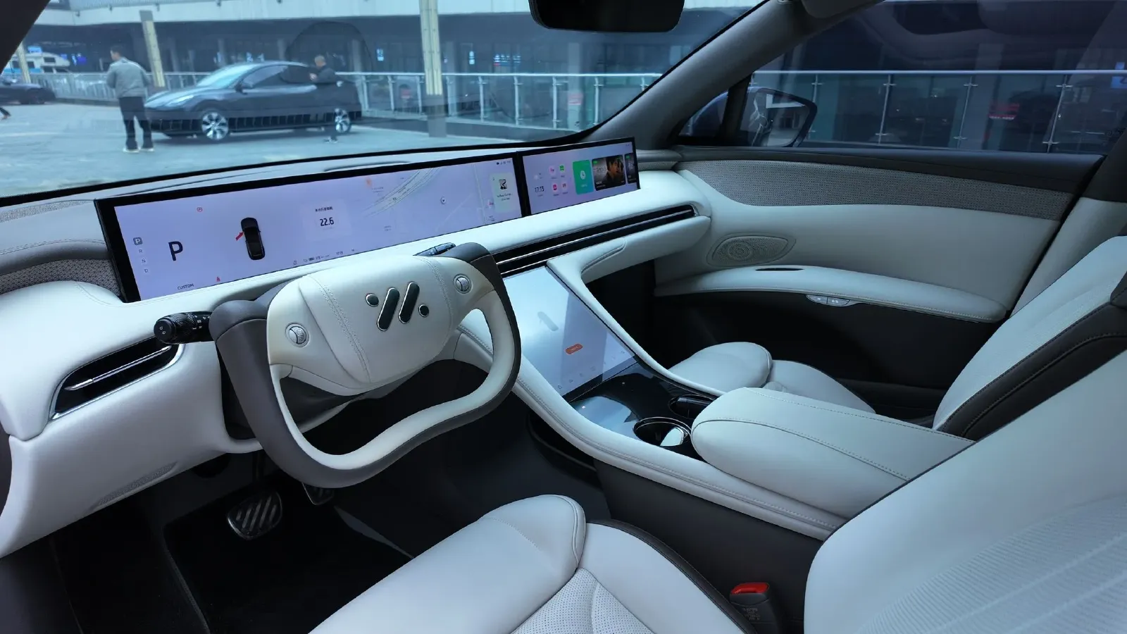 2023 IM LS7 BEV 90KWH,autocango,china used car exporter,china ev exporter,chinese used car exporter,chinese used ev exporter