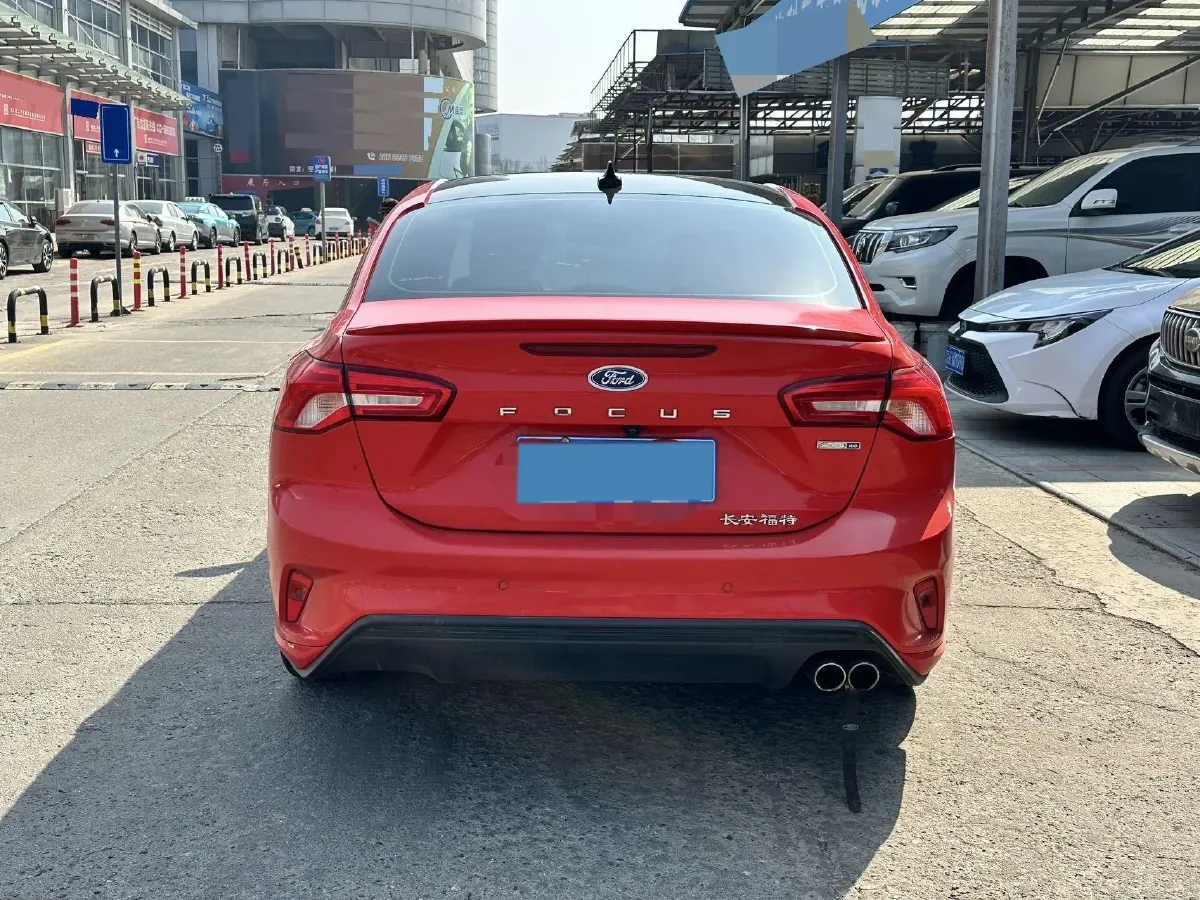 2019 Ford Focus 1.5T 184HP L3 8AT,autocango,china used car exporter,china ev exporter,chinese used car exporter,chinese used ev exporter