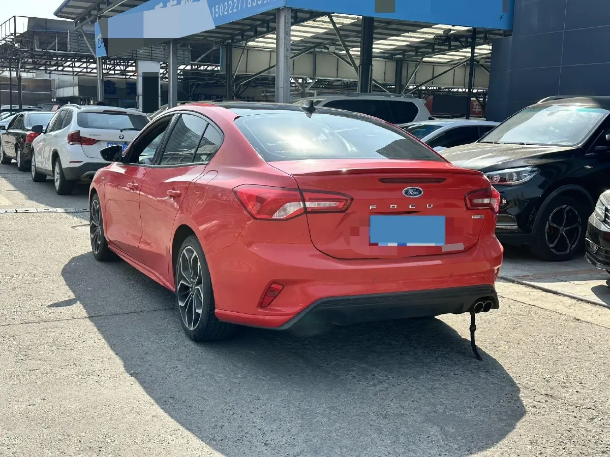 2019 Ford Focus 1.5T 184HP L3 8AT,autocango,china used car exporter,china ev exporter,chinese used car exporter,chinese used ev exporter