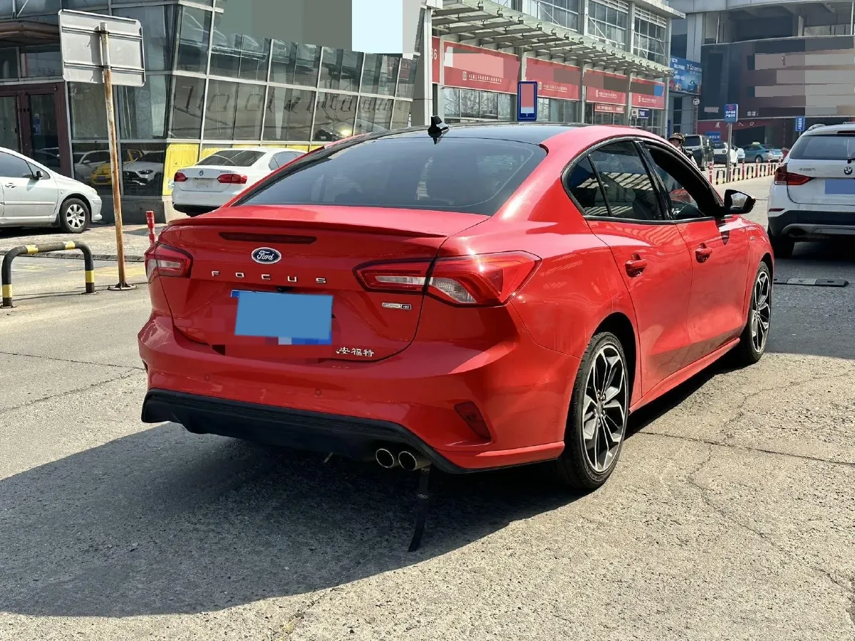 2019 Ford Focus 1.5T 184HP L3 8AT,autocango,china used car exporter,china ev exporter,chinese used car exporter,chinese used ev exporter