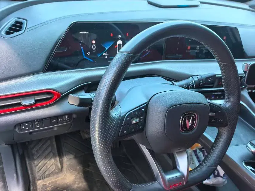 2020 ChangAn UNI-T 1.5T 180HP L4 7DCT,autocango,china used car exporter,china ev exporter,chinese used car exporter,chinese used ev exporter