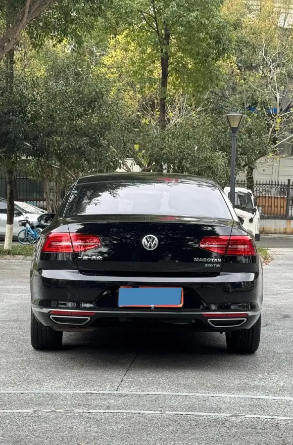 2018 Volkswagen Magotan 1.8T 180HP L4 7DCT,autocango,china used car exporter,china ev exporter,chinese used car exporter,chinese used ev exporter