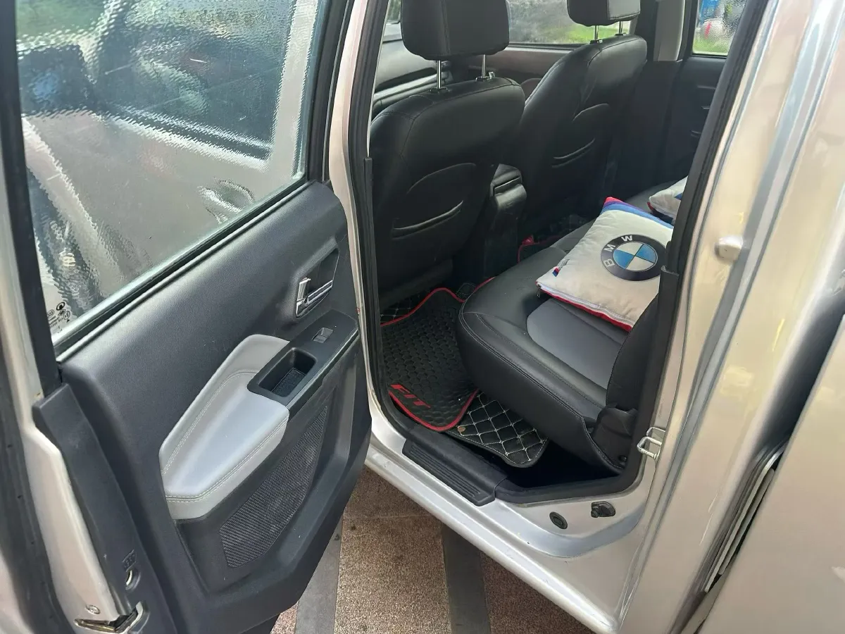 2023 Great Wall Wingle 5 2.0T 139HP L4 6MT,autocango,china used car exporter,china ev exporter,chinese used car exporter,chinese used ev exporter