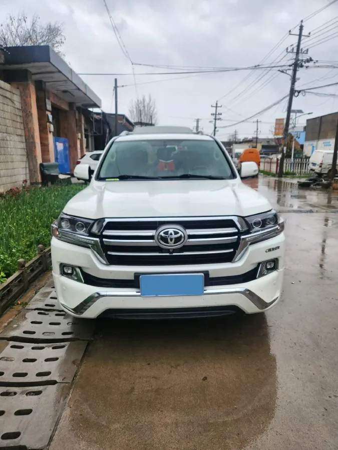 2019 Chevrolet Trax 1.0T 125HP L3 6AT,autocango,china used car exporter,china ev exporter,chinese used car exporter,chinese used ev exporter