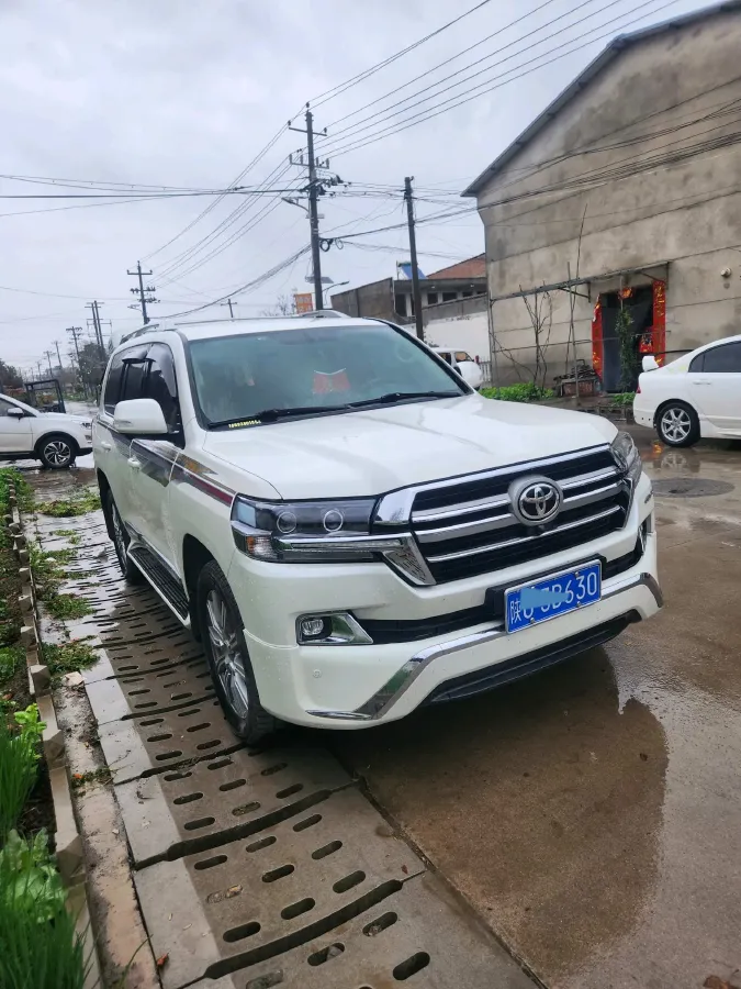 2019 Chevrolet Trax 1.0T 125HP L3 6AT,autocango,china used car exporter,china ev exporter,chinese used car exporter,chinese used ev exporter