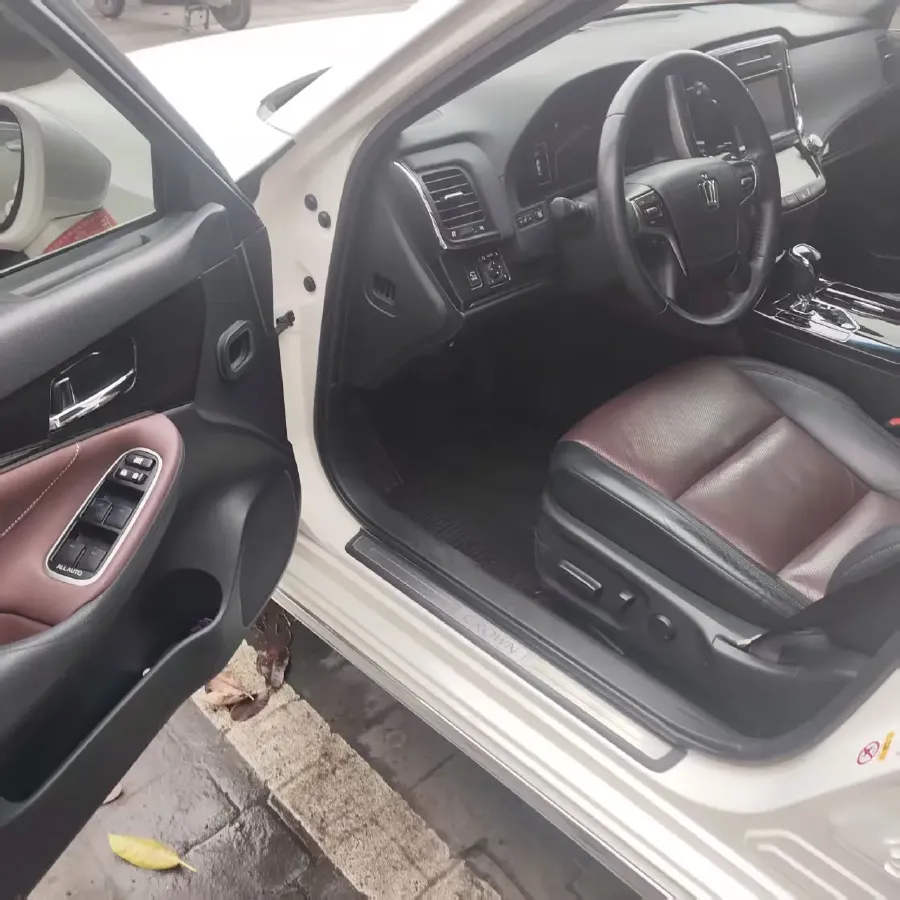 2018 Toyota Highlander 2.0T 220HP L4 6AT,autocango,china used car exporter,china ev exporter,chinese used car exporter,chinese used ev exporter