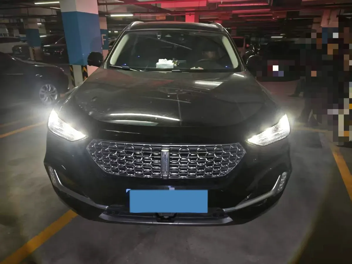 2021 WEY VV6 2.0T 227HP L4 7DCT,autocango,china used car exporter,china ev exporter,chinese used car exporter,chinese used ev exporter