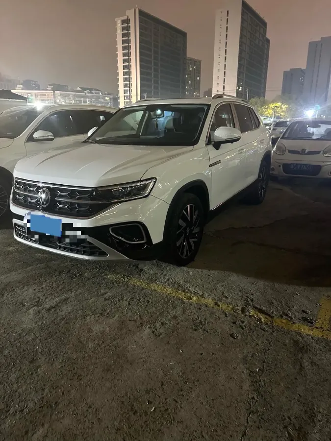 2024 Volkswagen Tayron X 2.0T 186HP L4 7DCT,autocango,china used car exporter,china ev exporter,chinese used car exporter,chinese used ev exporter
