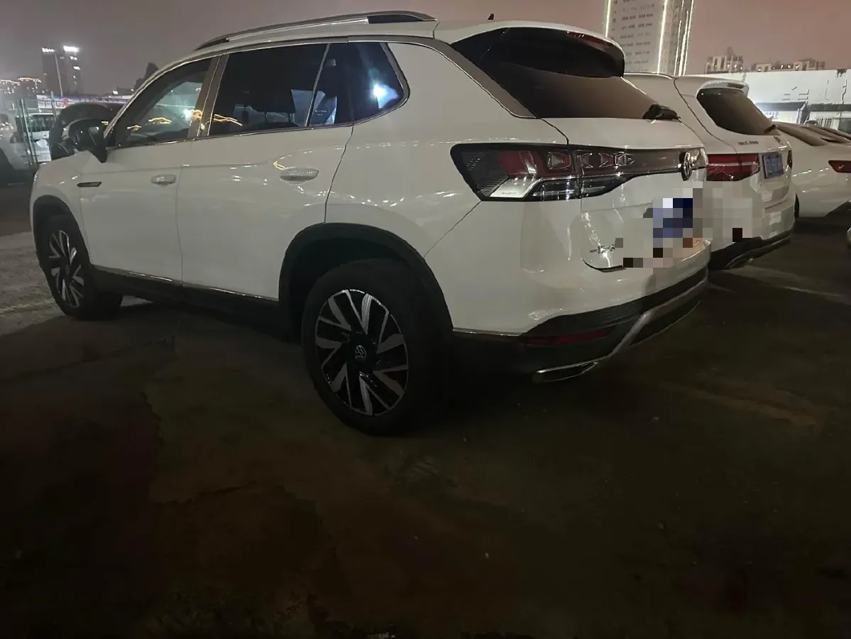 2024 Volkswagen Tayron X 2.0T 186HP L4 7DCT,autocango,china used car exporter,china ev exporter,chinese used car exporter,chinese used ev exporter