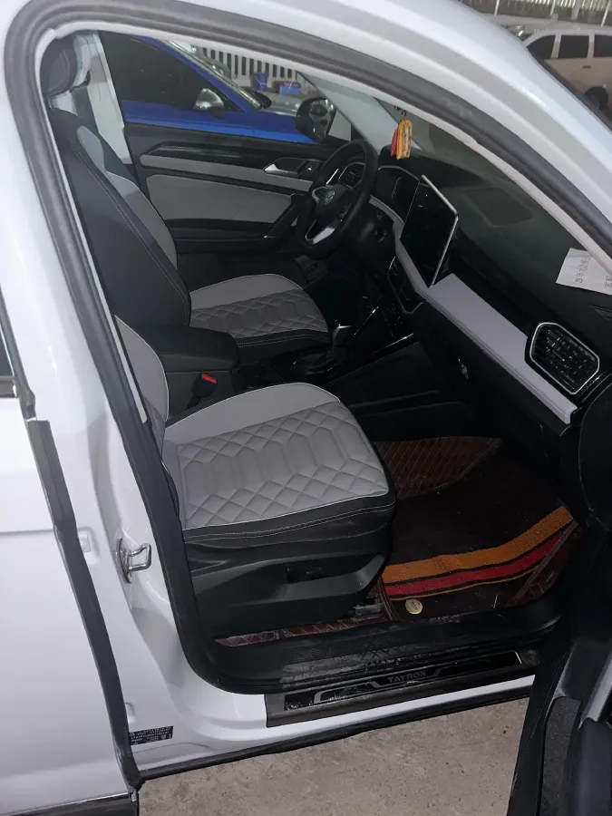 2024 Volkswagen Tayron X 2.0T 186HP L4 7DCT,autocango,china used car exporter,china ev exporter,chinese used car exporter,chinese used ev exporter