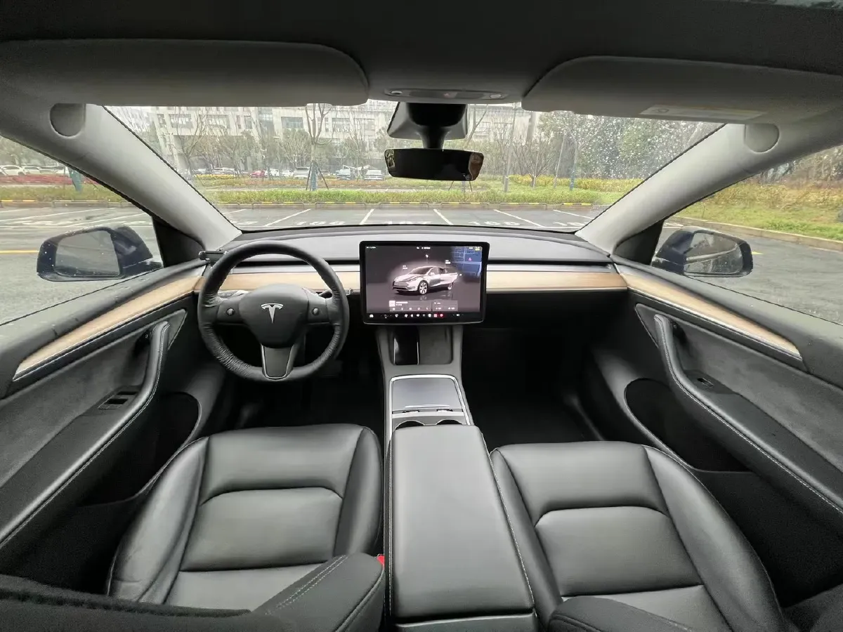 2022 Tesla Model Y BEV 60KWH,autocango,china used car exporter,china ev exporter,chinese used car exporter,chinese used ev exporter