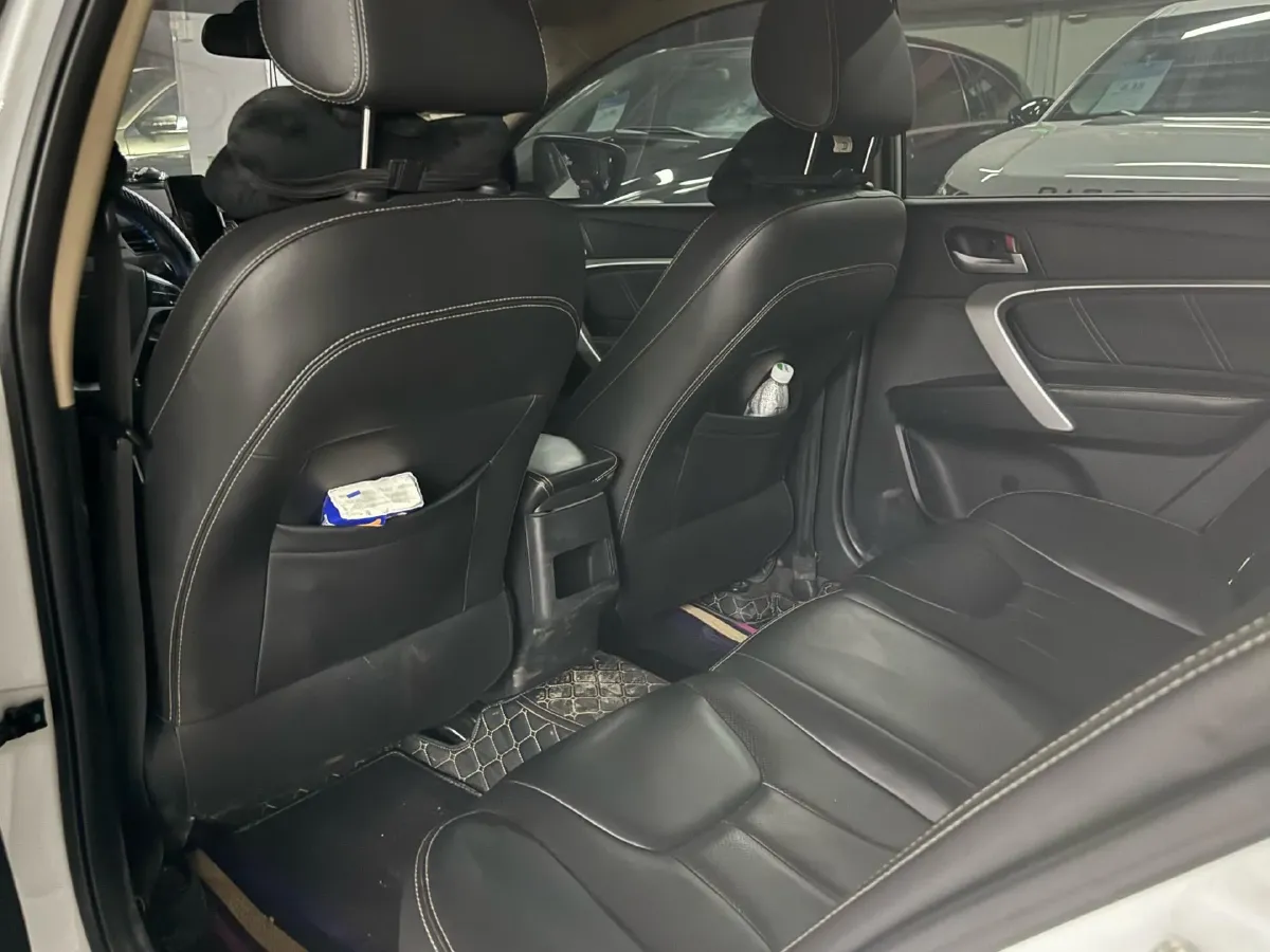 2017 Geely Emgrand 1.5L 109HP L4 5MT,autocango,china used car exporter,china ev exporter,chinese used car exporter,chinese used ev exporter