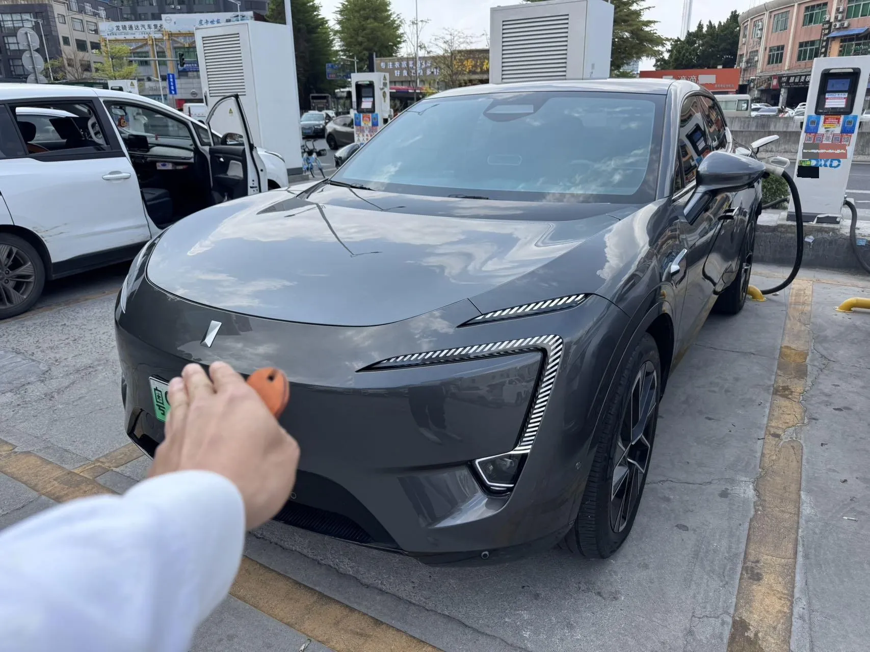 autocango,china used car exporter,china ev exporter,chinese used car exporter,chinese used ev exporter