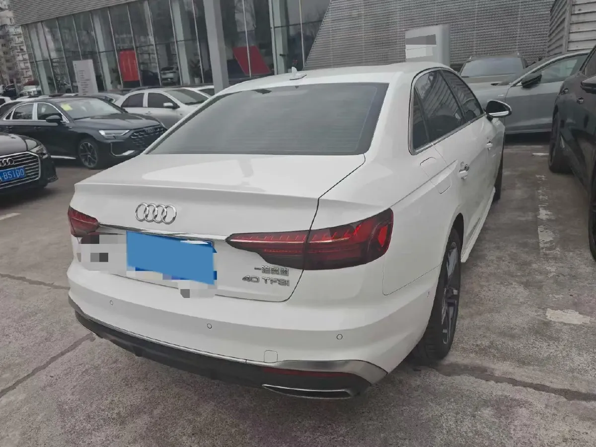 2020 Audi A4L 2.0T 190HP L4 7DCT,autocango,china used car exporter,china ev exporter,chinese used car exporter,chinese used ev exporter