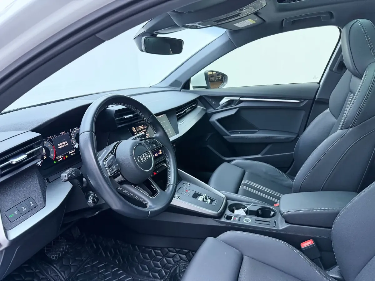 2022 Audi A3 1.4T 150HP L4 7DCT,autocango,china used car exporter,china ev exporter,chinese used car exporter,chinese used ev exporter