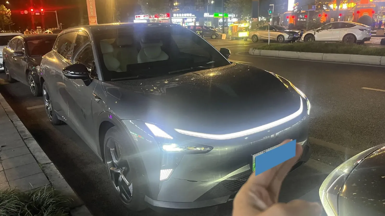 2023 Honda CR-V 2.0L 150HP L4 E-CVT PHEV 17.7KWH,autocango,china used car exporter,china ev exporter,chinese used car exporter,chinese used ev exporter