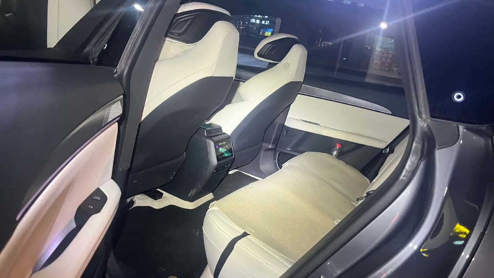 2023 Honda CR-V 2.0L 150HP L4 E-CVT PHEV 17.7KWH,autocango,china used car exporter,china ev exporter,chinese used car exporter,chinese used ev exporter