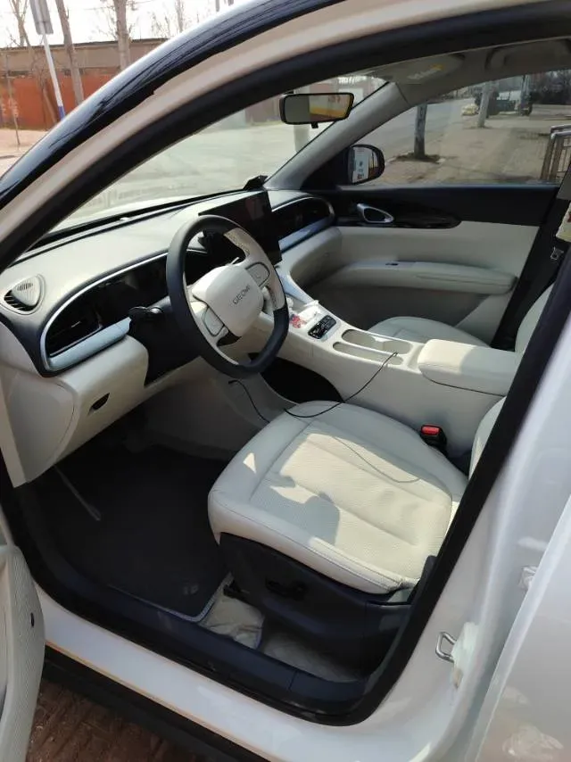 2025 JMC BaoDian 2.0T 218HP L4 8AT,autocango,china used car exporter,china ev exporter,chinese used car exporter,chinese used ev exporter