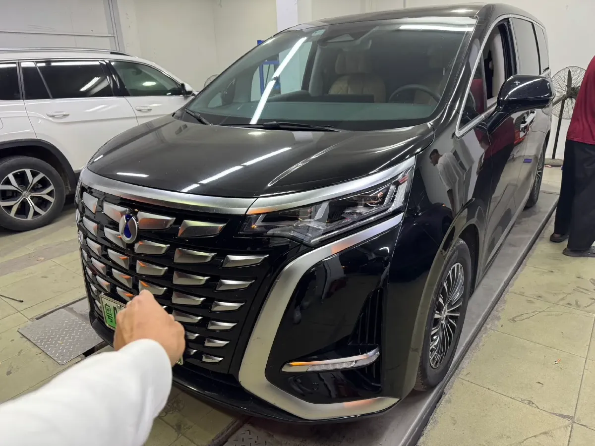 2022 HongQi HS7 3.0T 337HP V6 8AT,autocango,china used car exporter,china ev exporter,chinese used car exporter,chinese used ev exporter