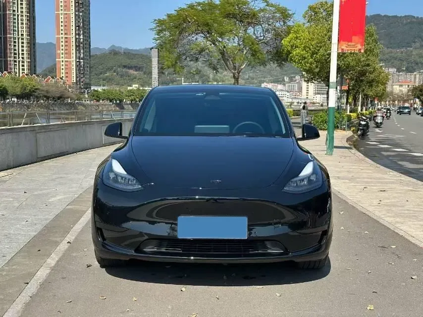 2022 Tesla Model Y BEV 60KWH,autocango,china used car exporter,china ev exporter,chinese used car exporter,chinese used ev exporter