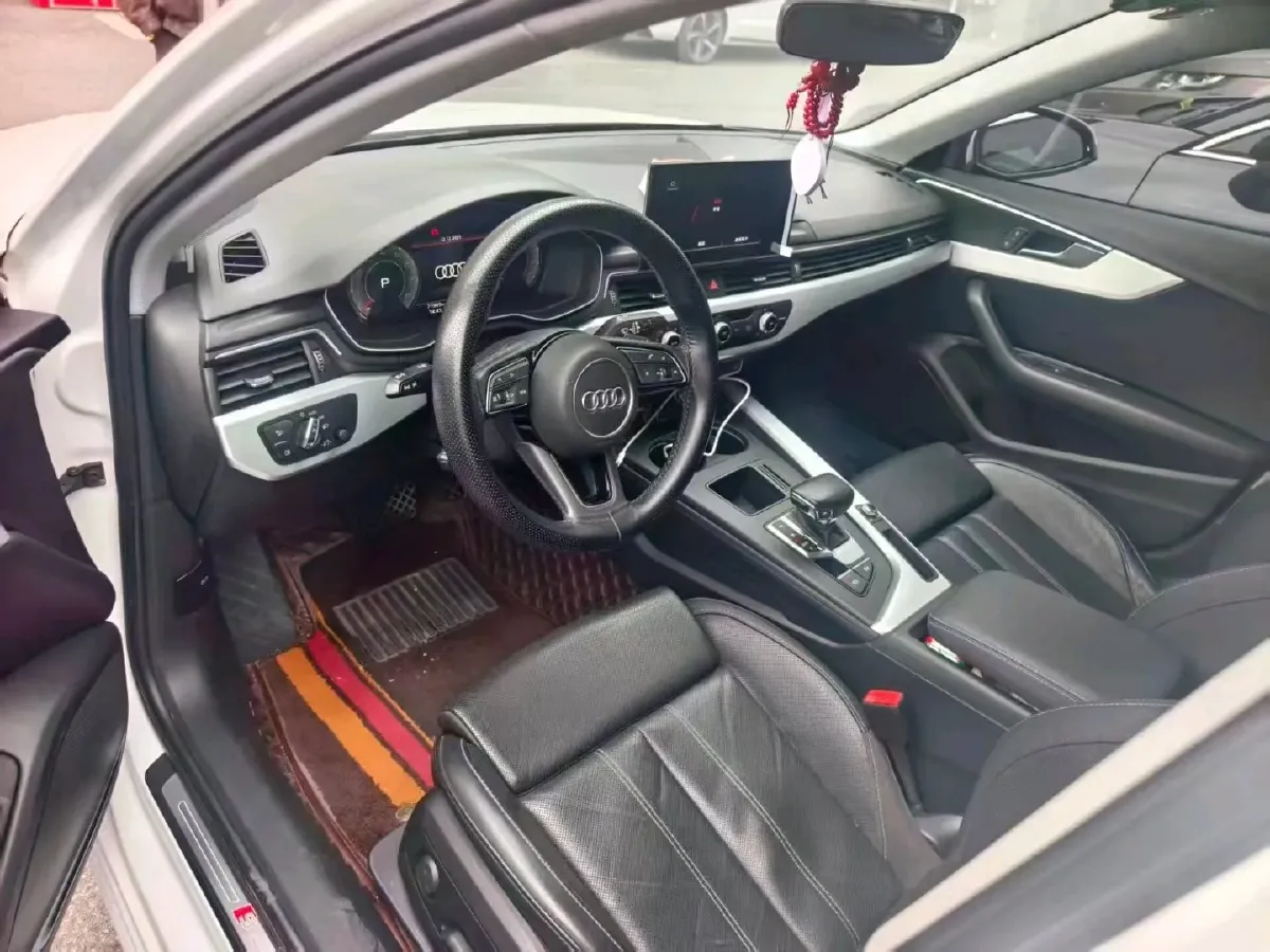 2022 Audi A4L 2.0T 150HP L4 7DCT,autocango,china used car exporter,china ev exporter,chinese used car exporter,chinese used ev exporter