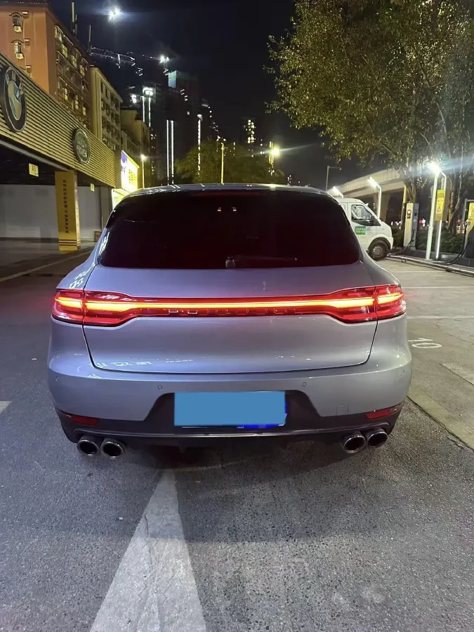 2018 Porsche Macan 2.0T 252HP L4 7DCT,autocango,china used car exporter,china ev exporter,chinese used car exporter,chinese used ev exporter