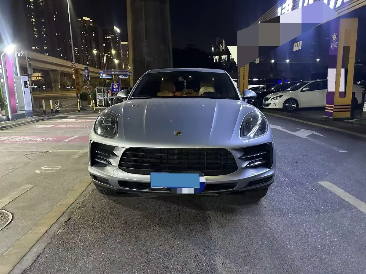 2018 Porsche Macan 2.0T 252HP L4 7DCT,autocango,china used car exporter,china ev exporter,chinese used car exporter,chinese used ev exporter