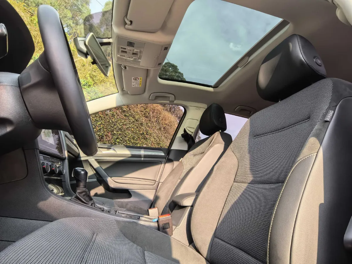 2020 Volkswagen Golf 1.4T 150HP L4 7DCT,autocango,china used car exporter,china ev exporter,chinese used car exporter,chinese used ev exporter