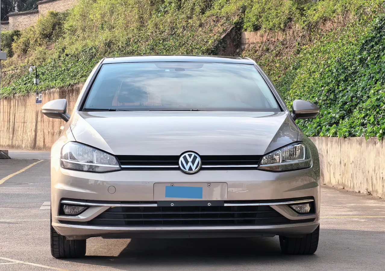 2020 Volkswagen Golf 1.4T 150HP L4 7DCT,autocango,china used car exporter,china ev exporter,chinese used car exporter,chinese used ev exporter