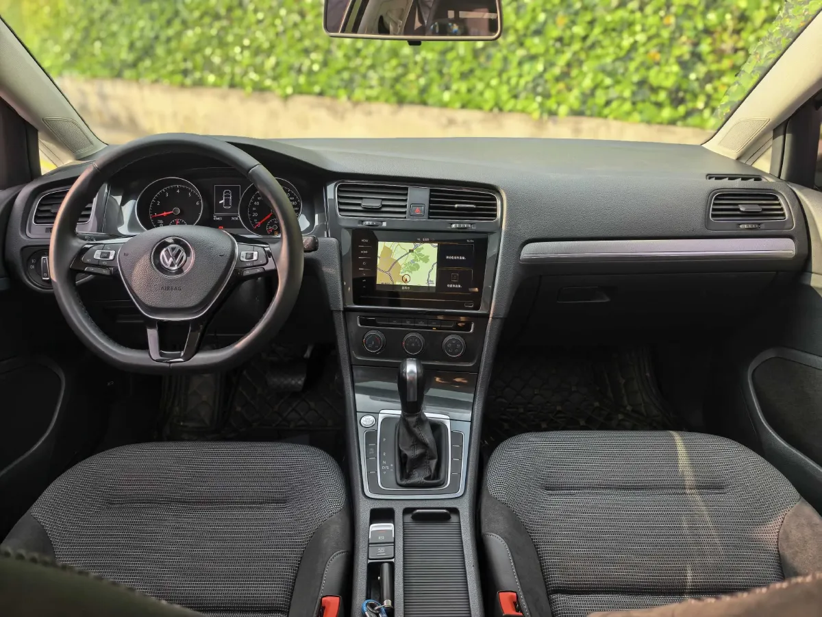 2020 Volkswagen Golf 1.4T 150HP L4 7DCT,autocango,china used car exporter,china ev exporter,chinese used car exporter,chinese used ev exporter