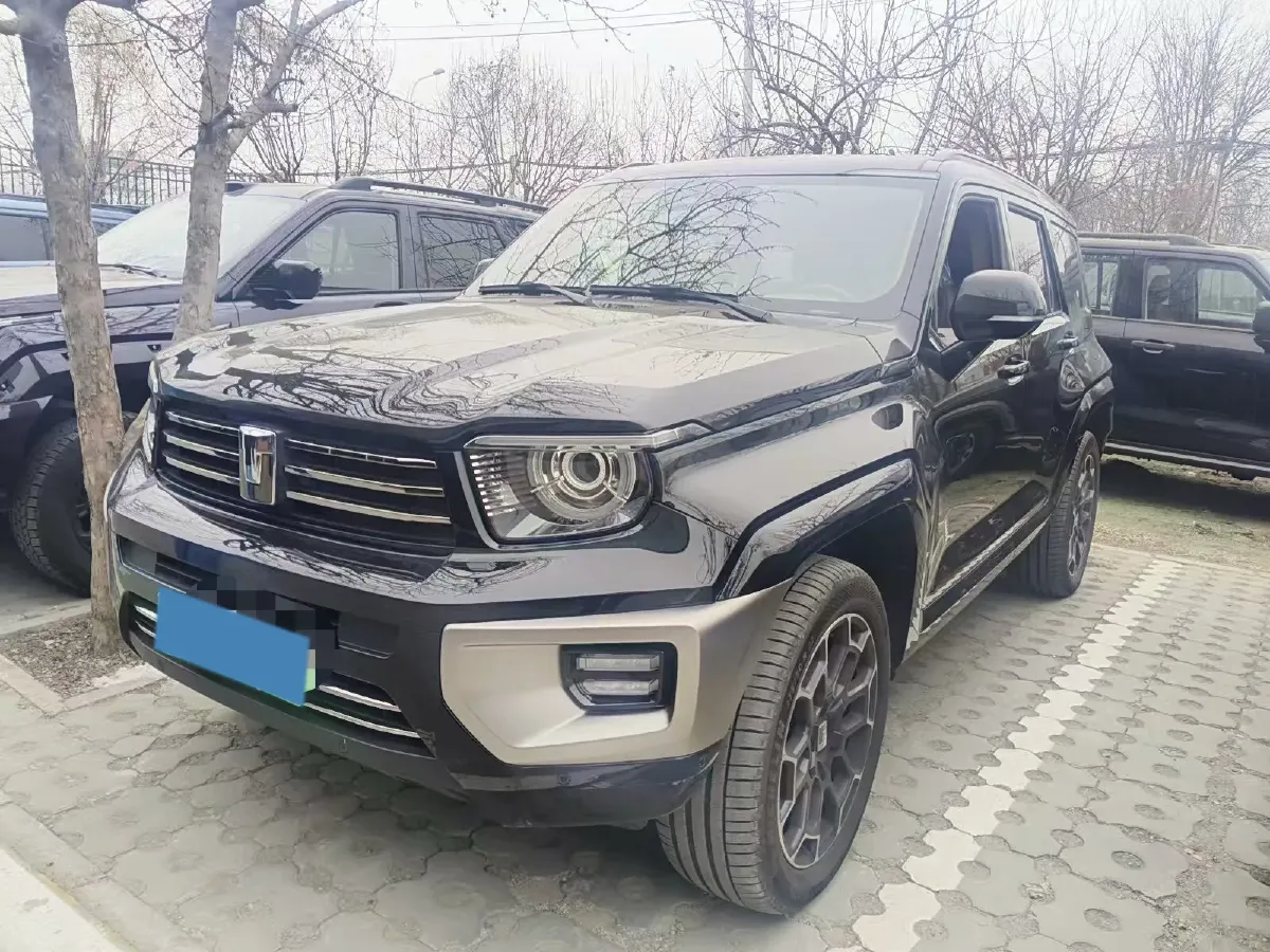 2024 Tank 700 3.0T 360HP V6 9AT PHEV 37.1KWH,autocango,china used car exporter,china ev exporter,chinese used car exporter,chinese used ev exporter