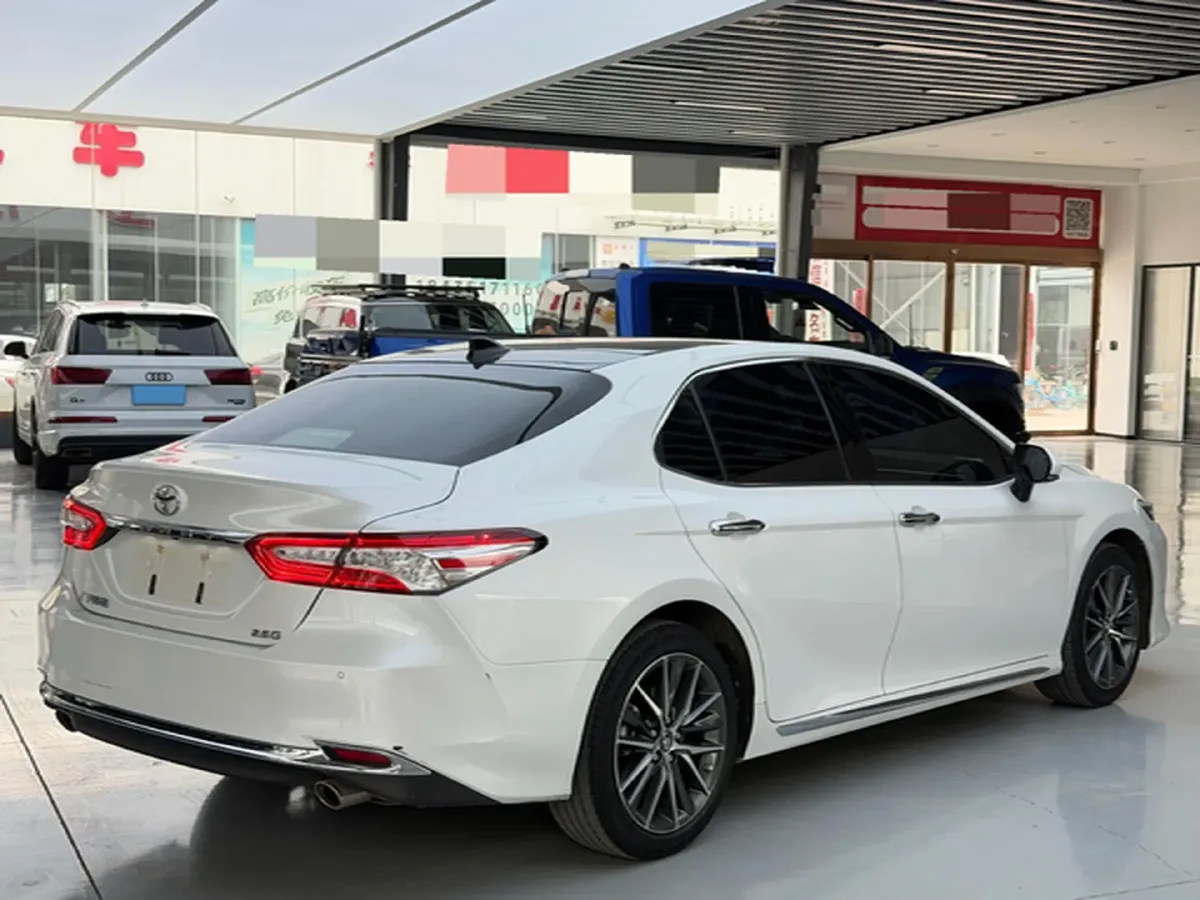 2021 Toyota Camry 2.5L 209HP L4 8AT,autocango,china used car exporter,china ev exporter,chinese used car exporter,chinese used ev exporter