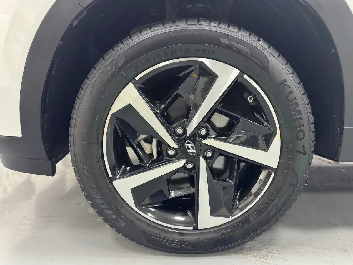 2021 Hyundai ix35 1.4T 140HP L4 7DCT,autocango,china used car exporter,china ev exporter,chinese used car exporter,chinese used ev exporter