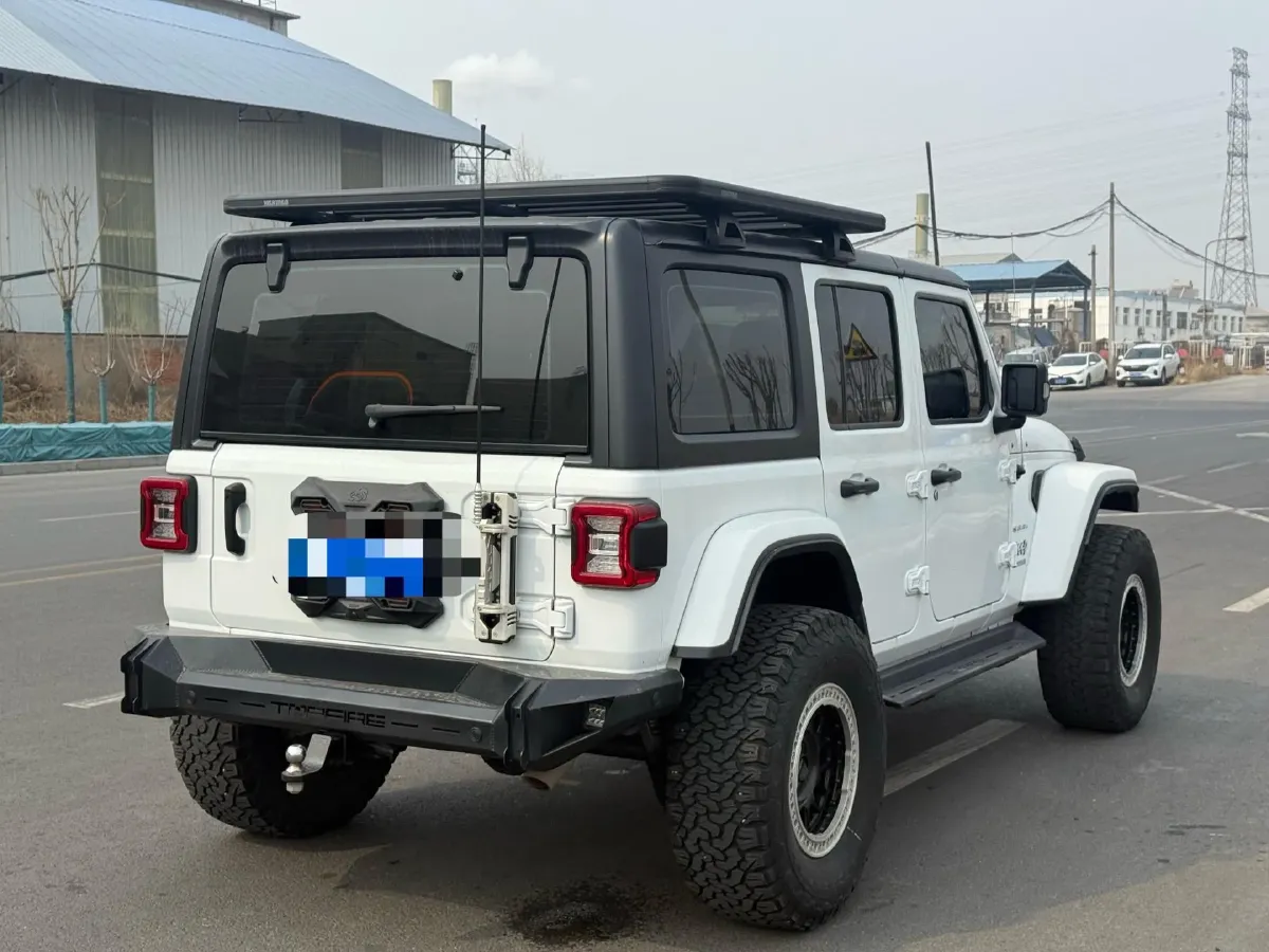2021 Jeep Wrangler 2.0T 266HP L4 8AT,autocango,china used car exporter,china ev exporter,chinese used car exporter,chinese used ev exporter