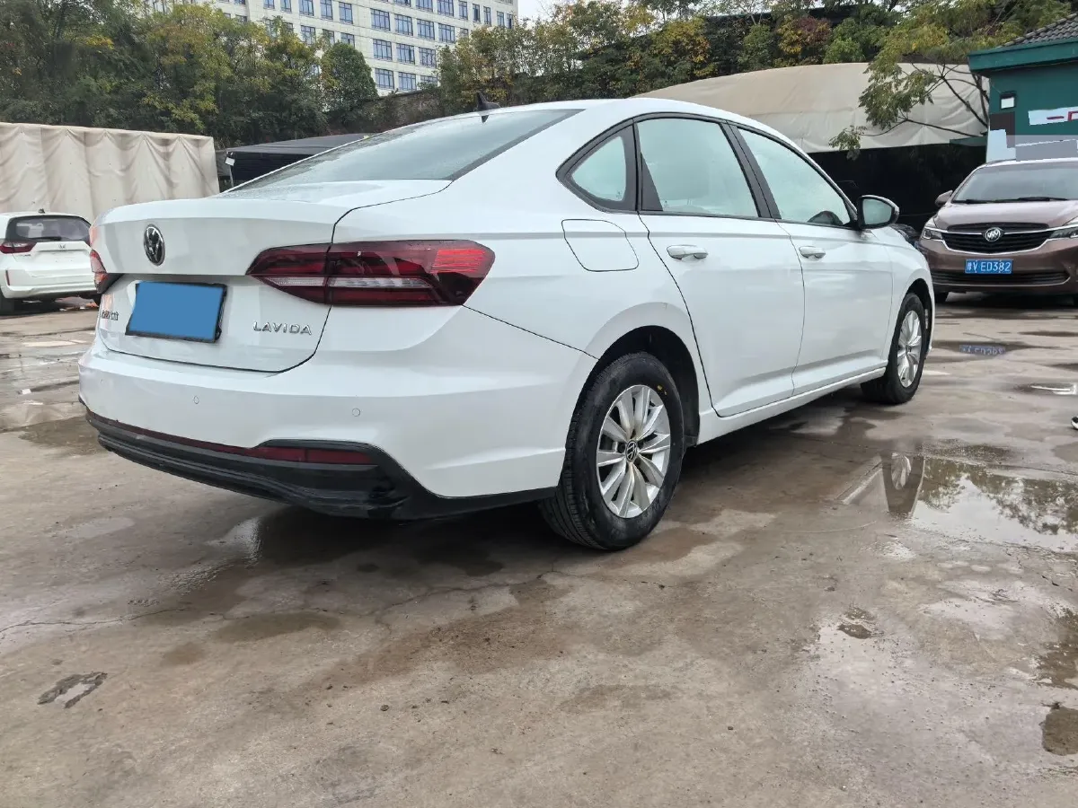 2023 Volkswagen Lavida 1.5L 110HP L4 6AT,autocango,china used car exporter,china ev exporter,chinese used car exporter,chinese used ev exporter