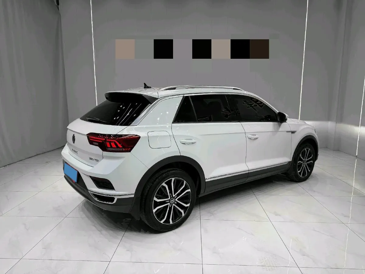 2022 Volkswagen T-Roc 1.4T 150HP L4 7DCT,autocango,china used car exporter,china ev exporter,chinese used car exporter,chinese used ev exporter
