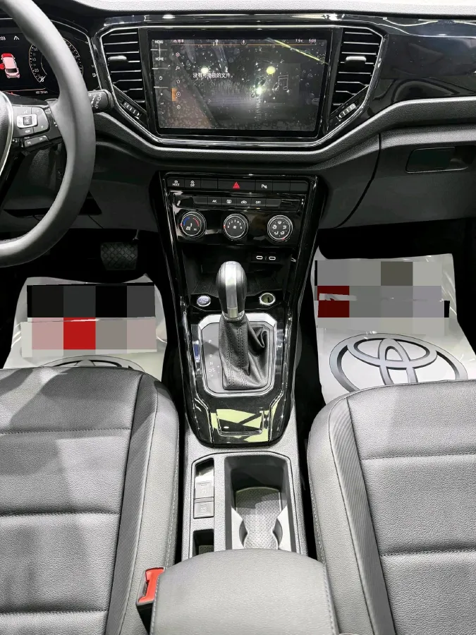 2022 Volkswagen T-Roc 1.4T 150HP L4 7DCT,autocango,china used car exporter,china ev exporter,chinese used car exporter,chinese used ev exporter