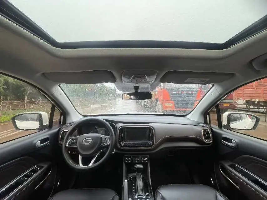 2017 GAC Trumpchi GS3 1.3T 137HP L4 6AT,autocango,china used car exporter,china ev exporter,chinese used car exporter,chinese used ev exporter