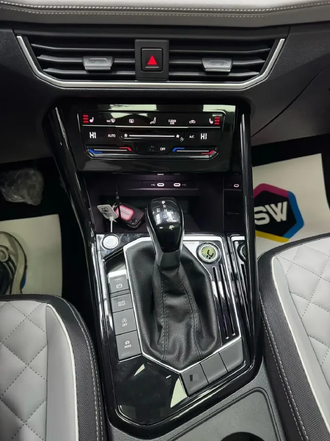 2023 Volkswagen Tayron 1.4T 150HP L4 7DCT,autocango,china used car exporter,china ev exporter,chinese used car exporter,chinese used ev exporter