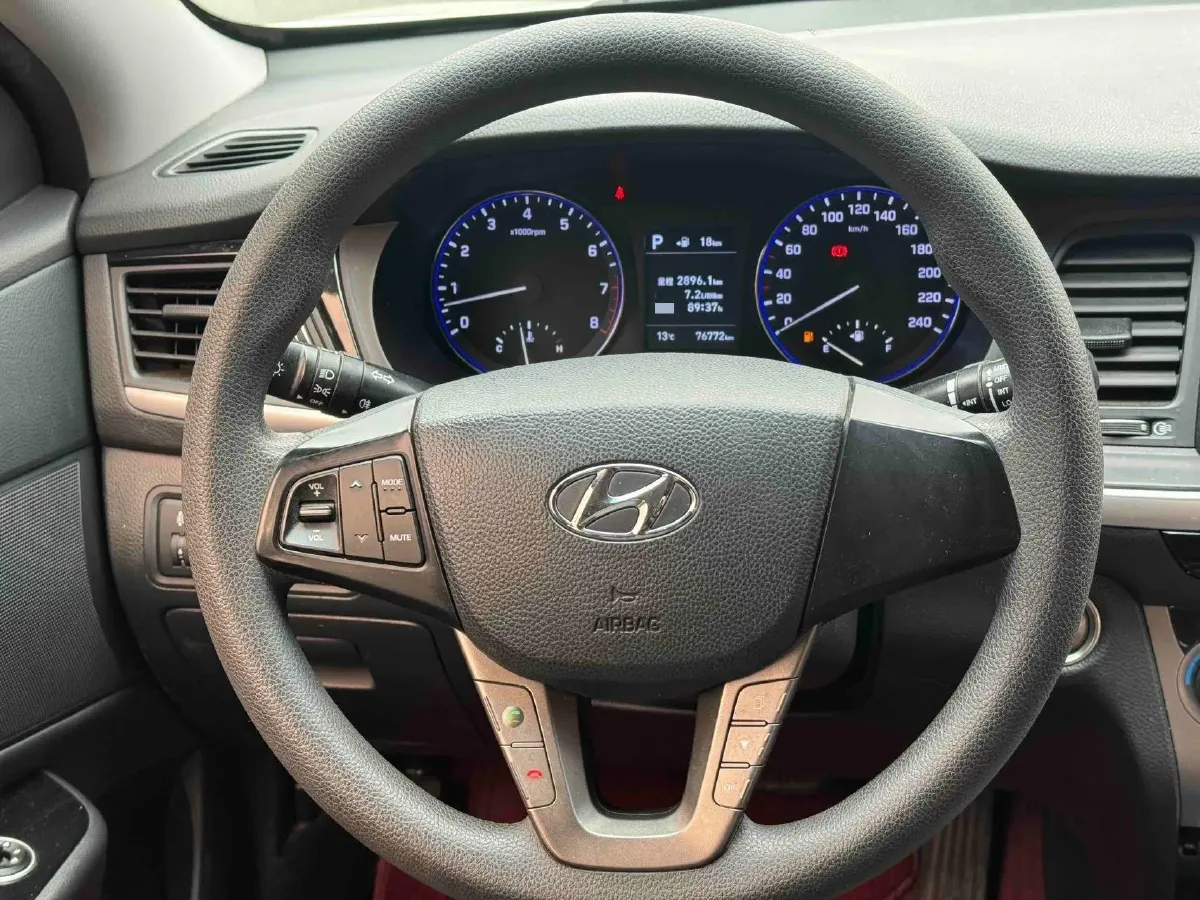 2017 Hyundai Mistra 1.8L 143HP L4 6AT,autocango,china used car exporter,china ev exporter,chinese used car exporter,chinese used ev exporter