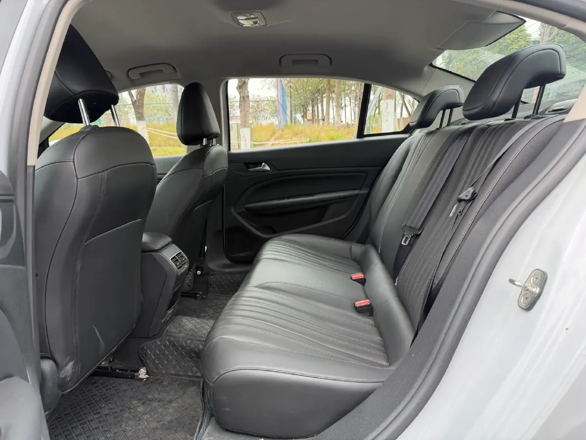 2024 Peugeot 408 1.5T 173HP L4 6AT,autocango,china used car exporter,china ev exporter,chinese used car exporter,chinese used ev exporter