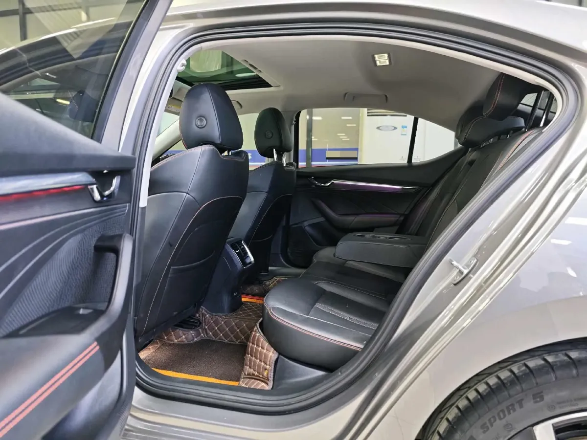 2021 Skoda Octavia 1.4T 150HP L4 7DCT,autocango,china used car exporter,china ev exporter,chinese used car exporter,chinese used ev exporter