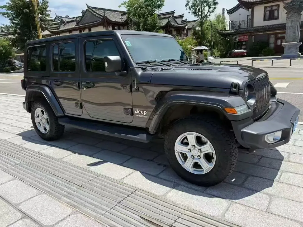 2019 Jeep Wrangler 2.0T 266HP L4 8AT,autocango,china used car exporter,china ev exporter,chinese used car exporter,chinese used ev exporter